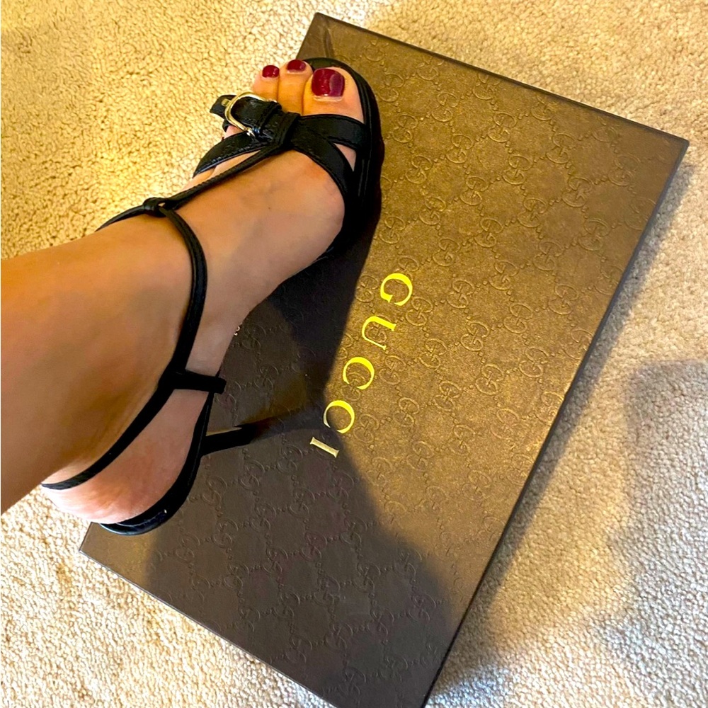 Gucci shoes